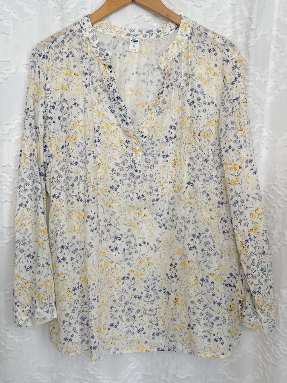 Old Navy Cream Floral V-Neck Top with Yellow & Blue Flowers